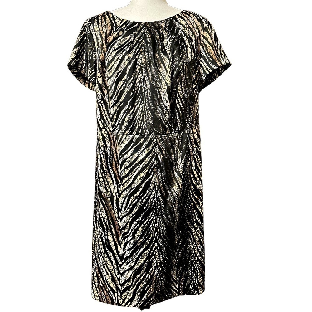 Dressbarn Women’s 16 Tiger Nature Print Scoop Neck Short Sleeve Midi Dress